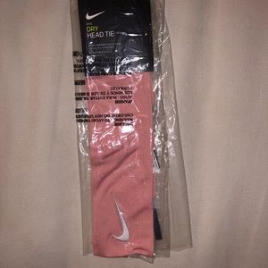 Nike headband